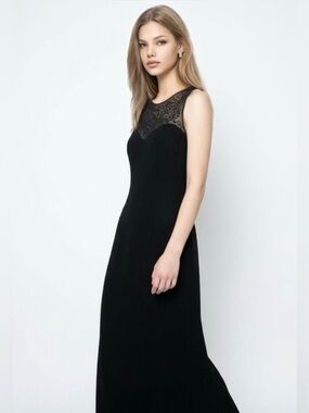 Lauren Ralph Lauren Black Lace-Yoke Maxi Dress size small